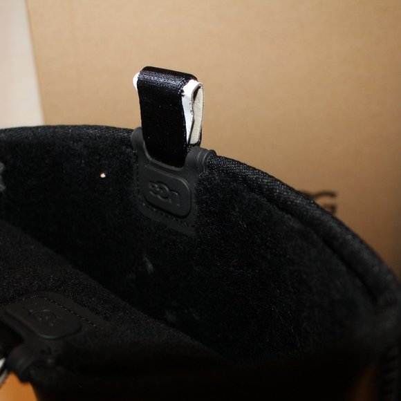 NIB UGG RAINCLOUD TALL LEATHER SHEARLING LINED‎ WINTER RAIN BOOTS BLACK - Picture 7 of 7